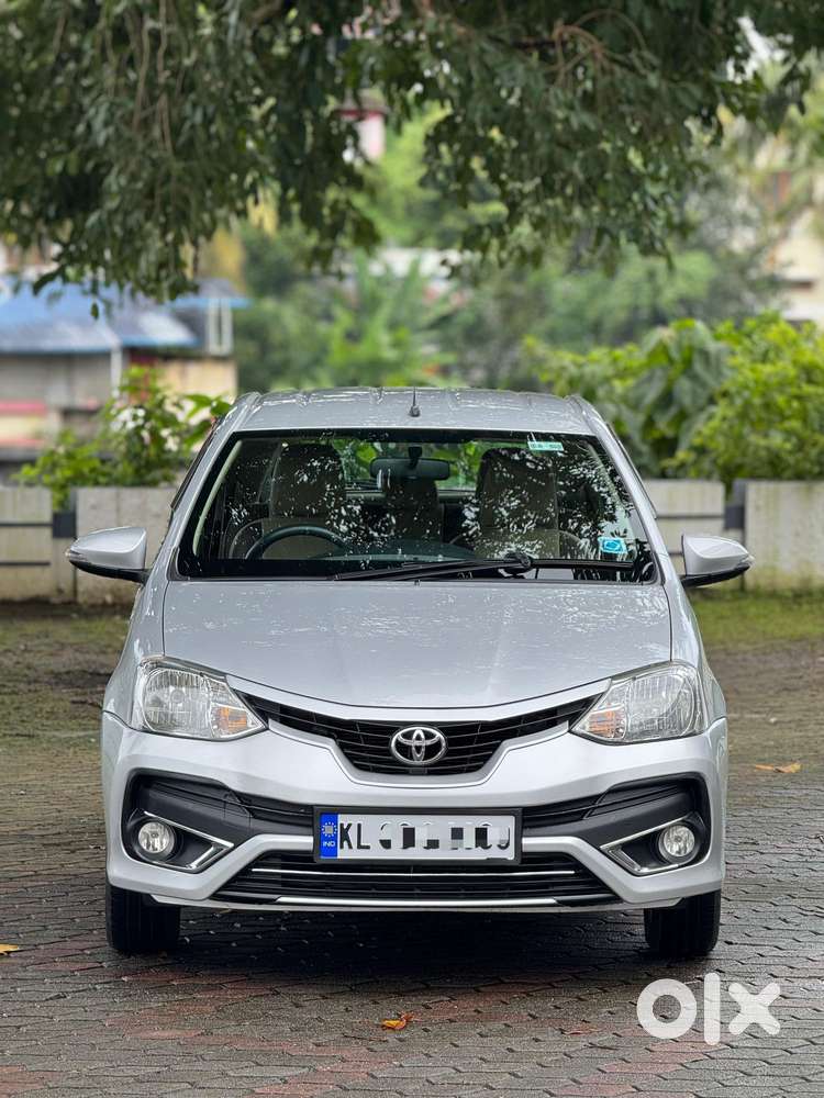 Toyota Etios Liva 1.2 VX, 2018, Petrol