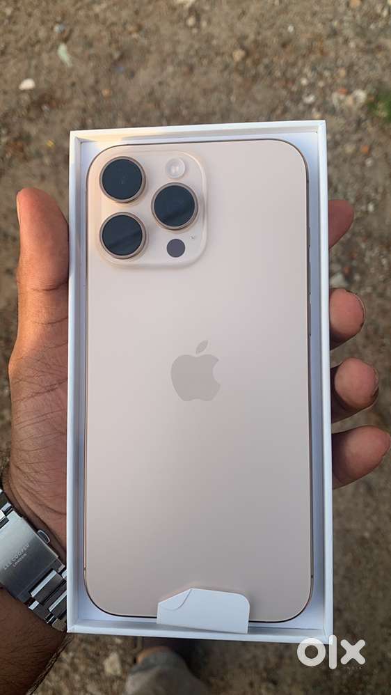 I phone 16 pro max