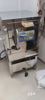locho machin &  Commercial Electric Fryer , Capacity 8Ltr
