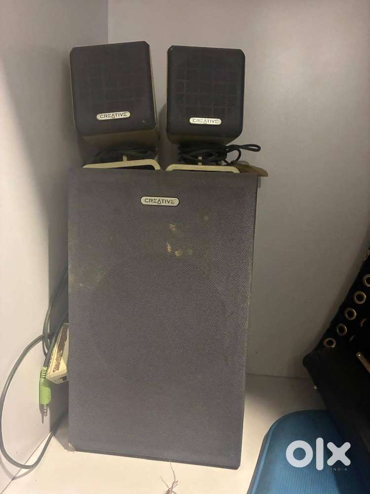 Creative 2.1 Speaker System with Woofer – Great Sound Quality!