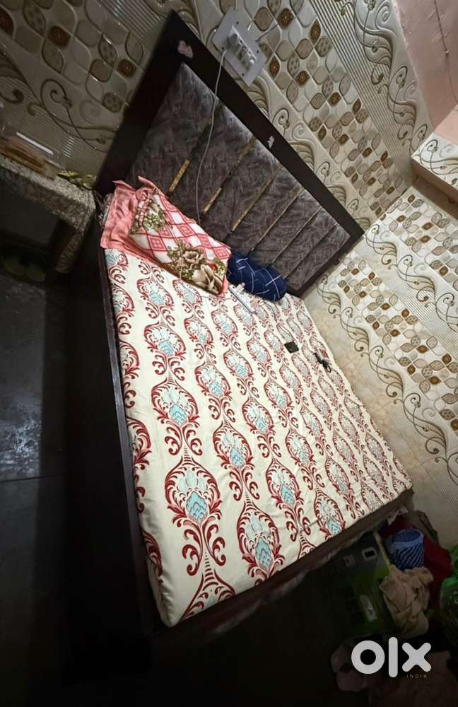 full size double bed