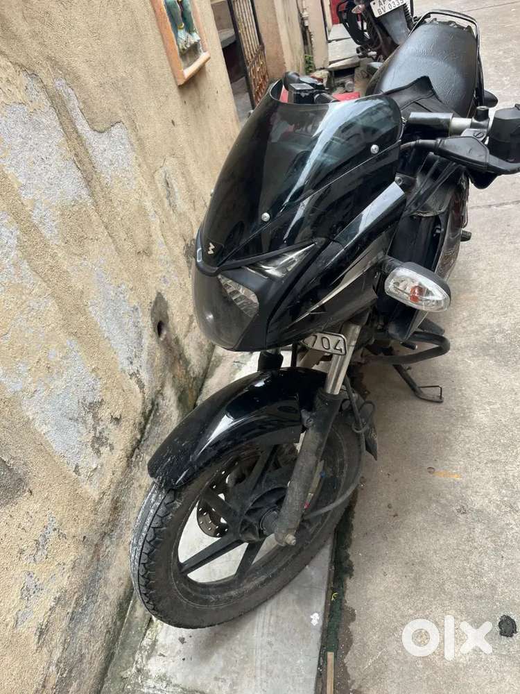 Bajaj pulser 150