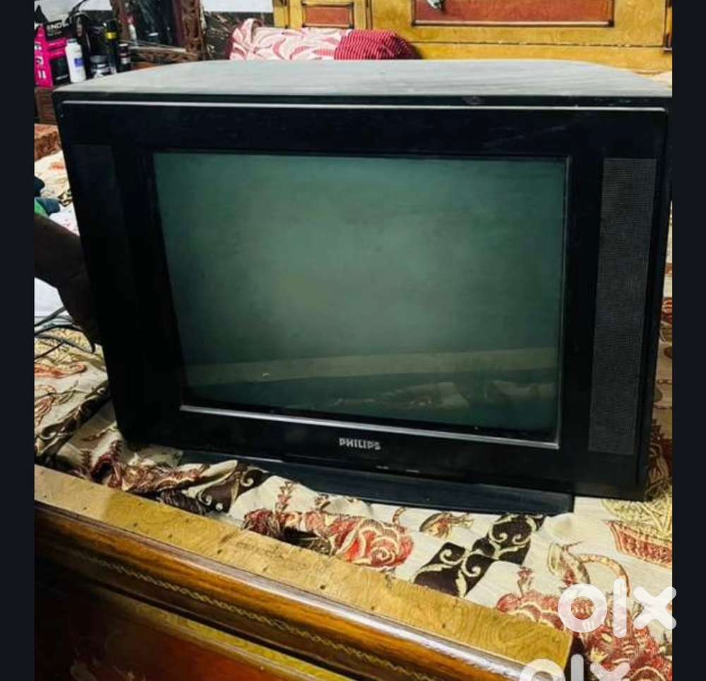 Colour tv with tv troly free