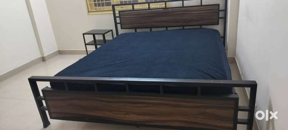 BED WITH MATTRESS -03 NOS