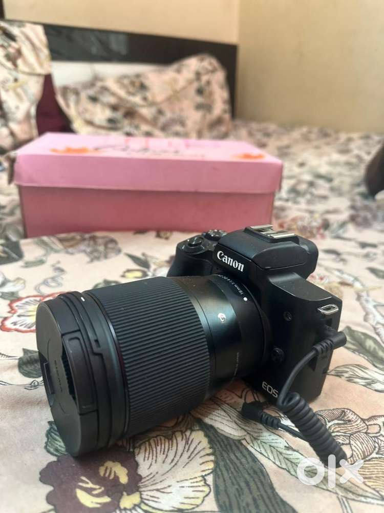 CANON M50 MARK2 with SIGMA 16mm & kit lens 15-45mm br included