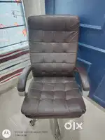 Executive chair, exercise cycle and boat soundbar for sale