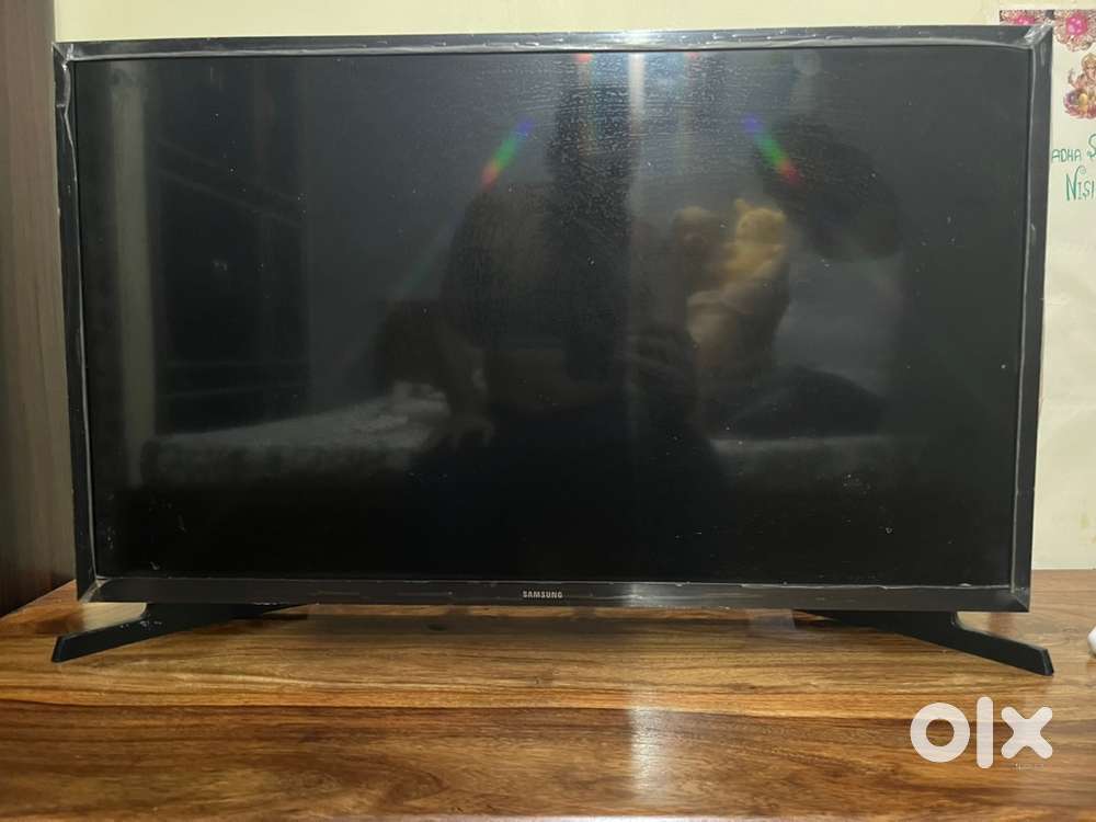 Samsung 32-inch LED TV