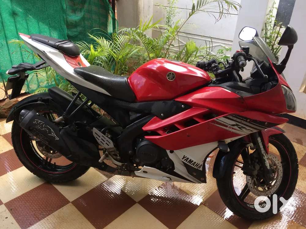 R15 V2 urgent sale (only genuine buyer can CALL otherwise noTIME PASS