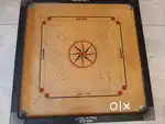 Carrom board
