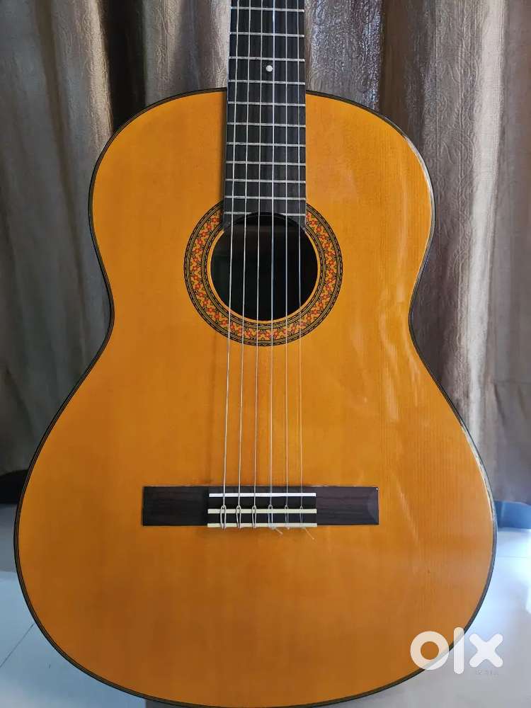 Yamaha C70 Acoustic Guitar