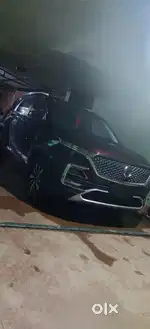 MG Hector 2023 Diesel only Driven 3000 Km Driven Well Condition