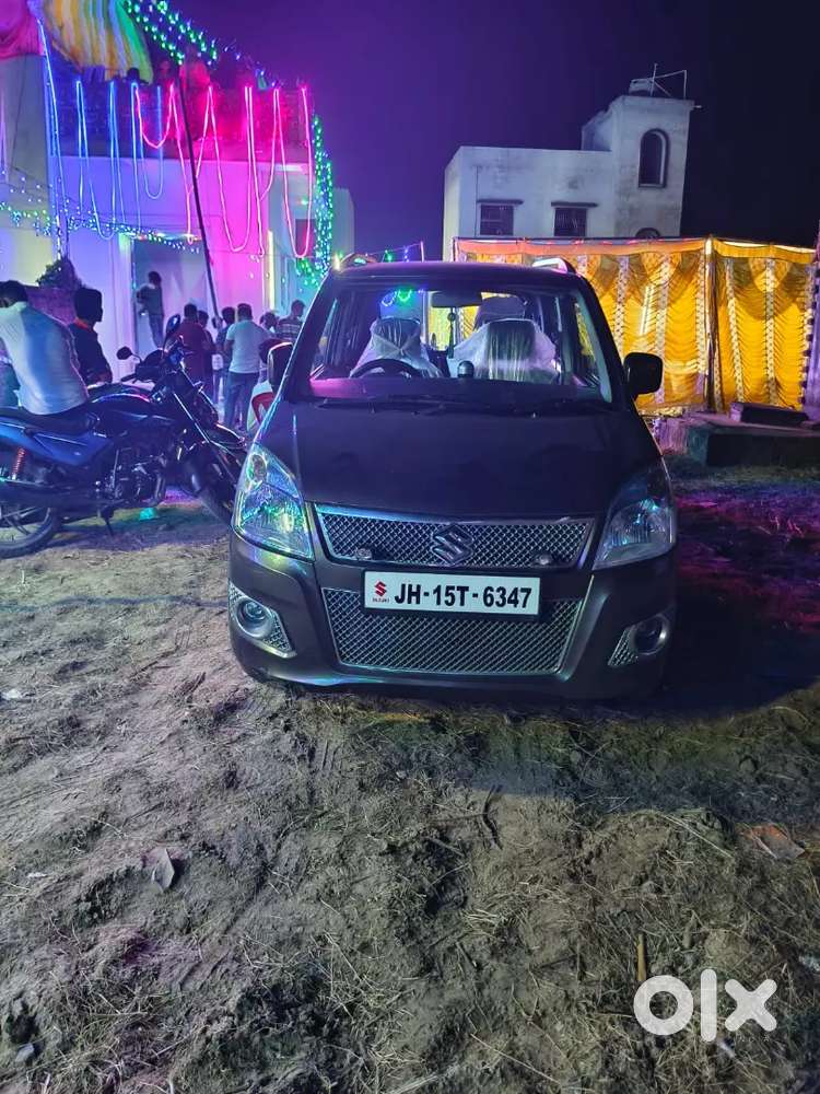 Dr use car 2018 last yani 2019 model time pass Wale isse dur Rahe