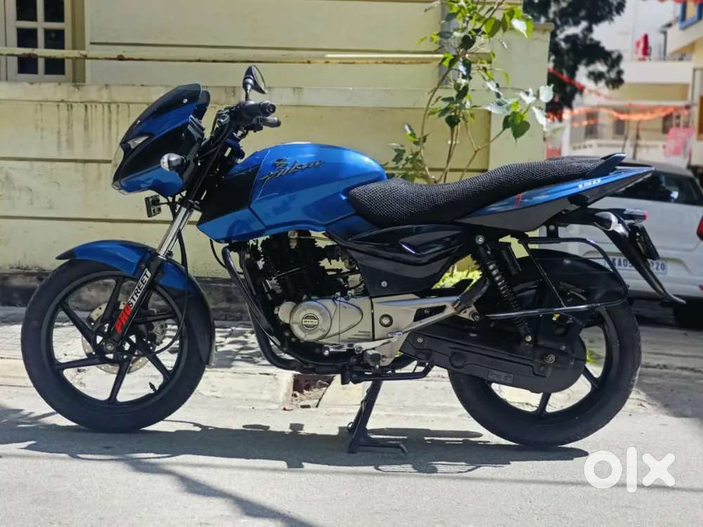 Bajaj pulsar 150cc