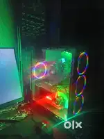 Gaming pc runs every game at 90 fps