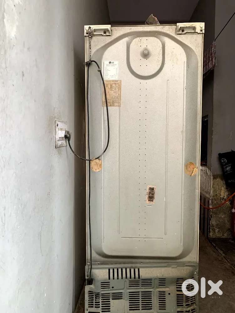 Selling double door Refrigerator excellent working in mint condition