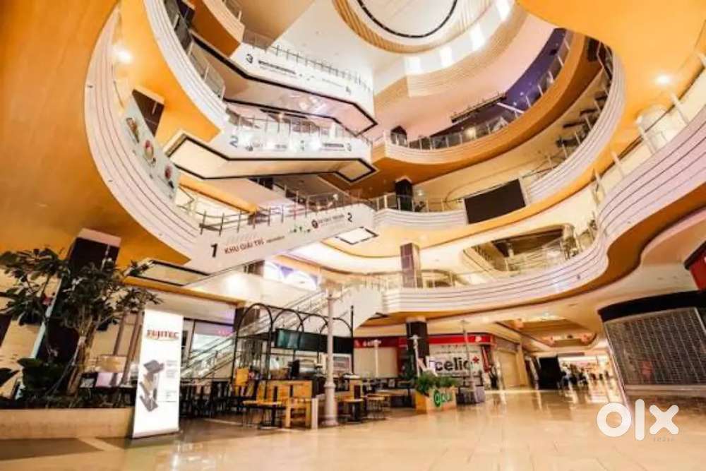 Day shift required Shopping Mall