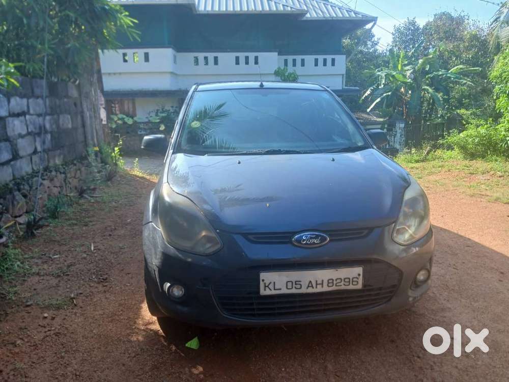 URGENT SALE ..  2014 MODEL FIGO DIESEL WITH 96 KM