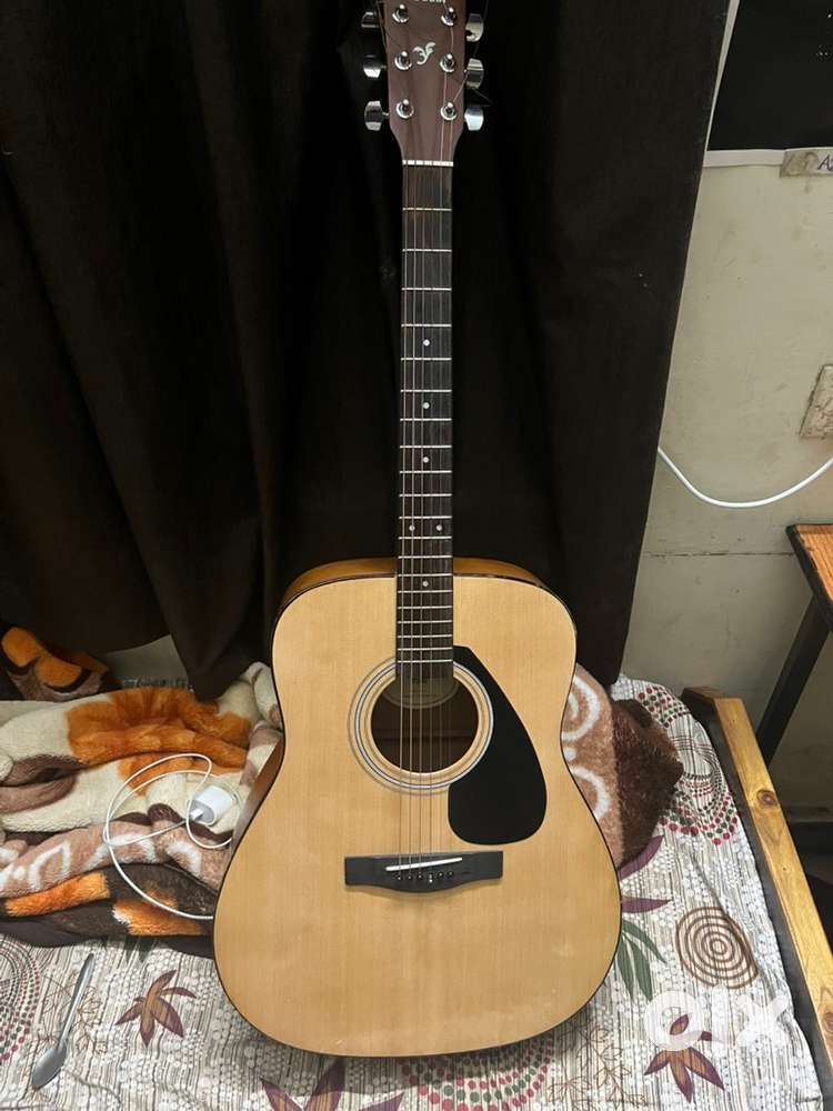 Guitar f280