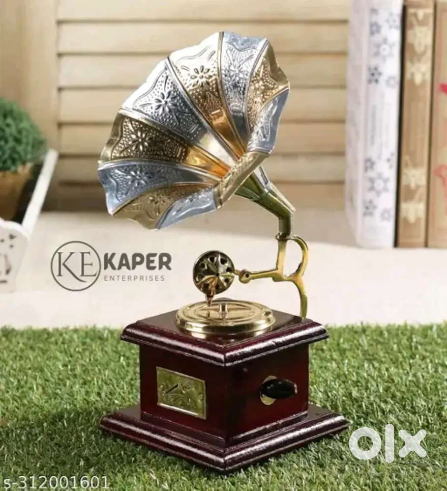 Gramophone wooden Antique piece