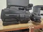 Sony HD Camcoder with Tripod HXR-MC1500 with Bag