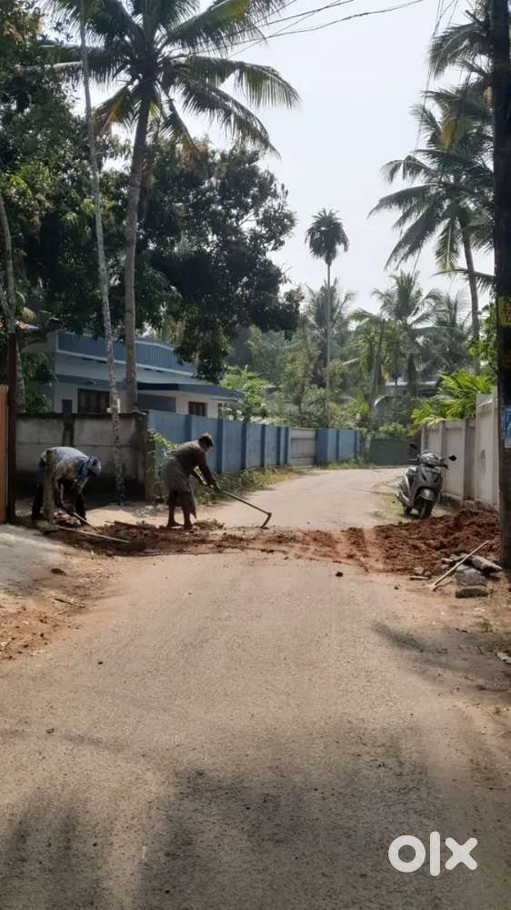 Near Oxford school 6 CNT, 10 CNT