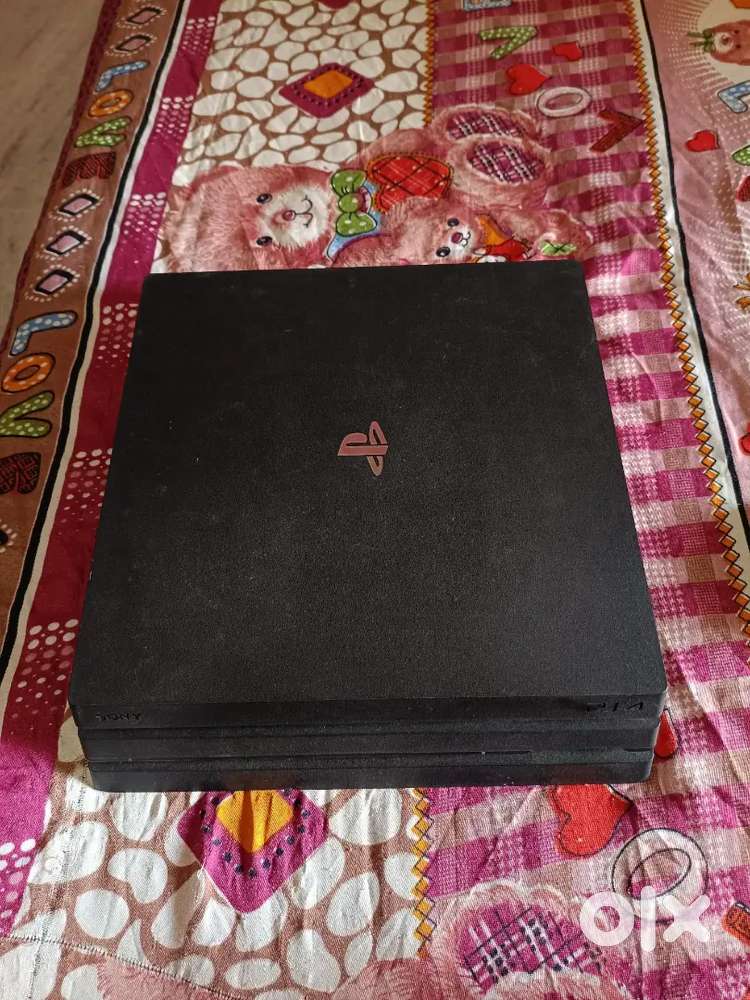 PS4 pro 1TB