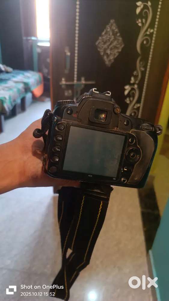 Camra D90 sale fix price 9000