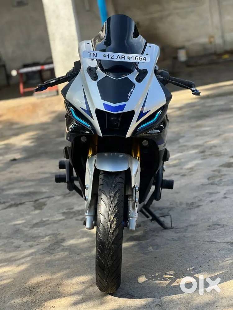 YAMAHA R15M