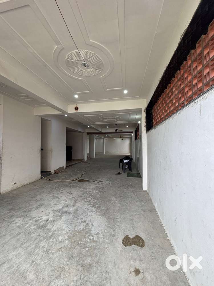 Hall rent for office restaurant godown etc ! Ayodhya on highway