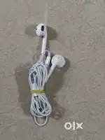 Apple Original lightning Earphones very less used.