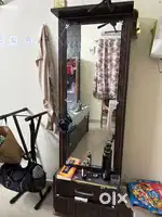 Dressing table