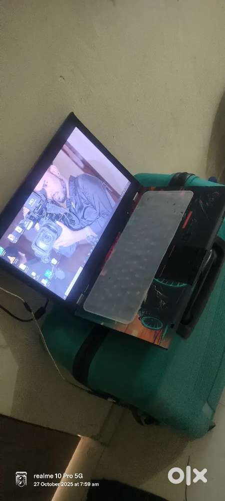 LENOVO i5 Processor Leptop