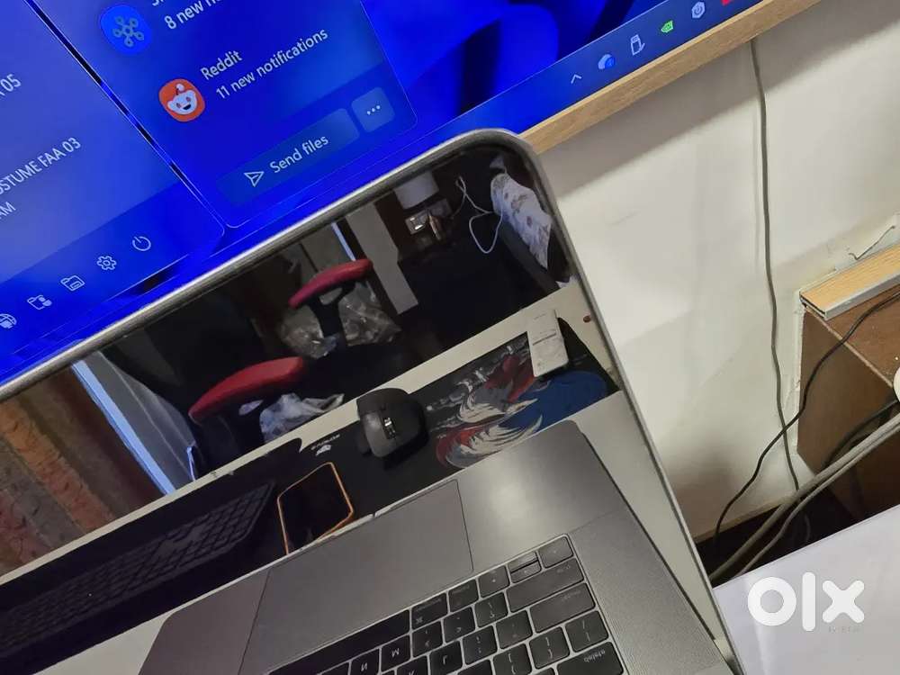 Pristine Spotless Macbook Pro 15