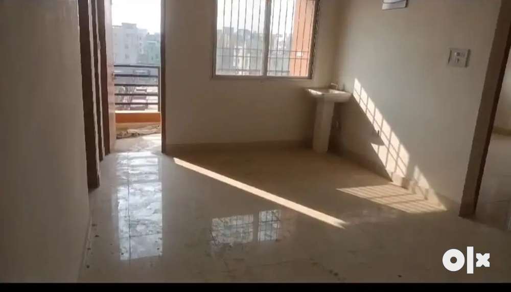 3BHK new flat ready to move with car parking