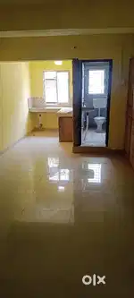 Fully independent tiles floor single room at ulubari near fly over.