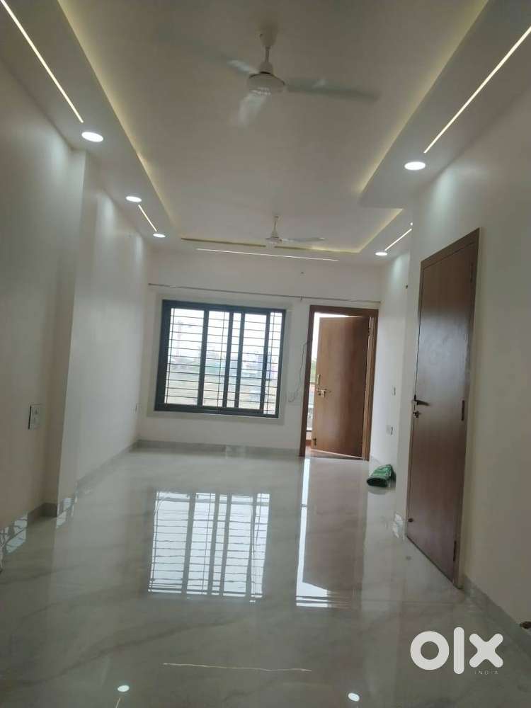 1 BHK Unfurnished Near Bombay Hospital in Mahalaxmi Nagar