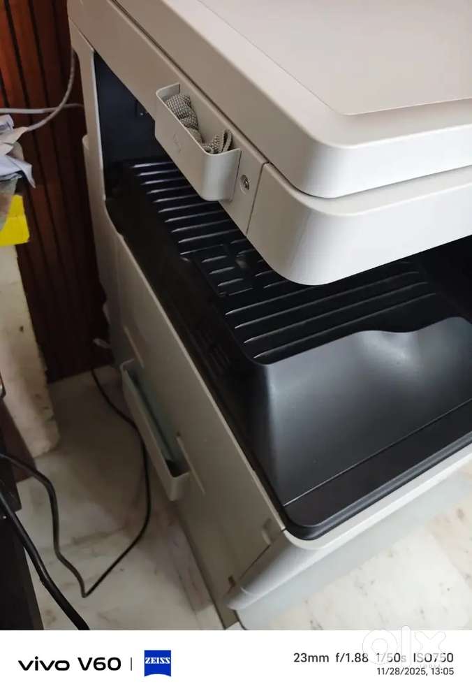 Digital Printer
Canon Image Runner
Model- C3326
12x18
A4