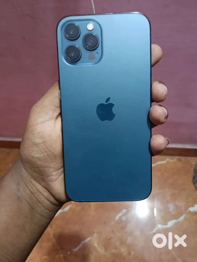 I phone 12pro max mint condition no scratches