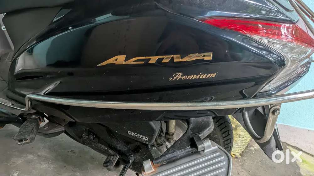 HONDA ACTIVA 125 PREMIUM EDITION  DELUXE
