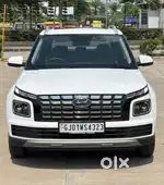 Hyundai Venue 1.2 S (O), 2024, Petrol