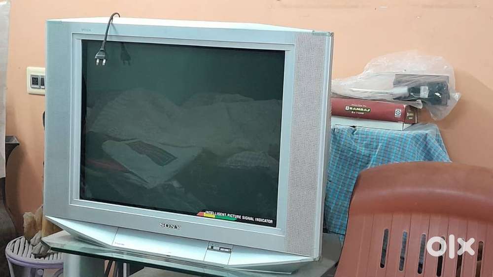 32 inch Sony Wega TV. New Condition