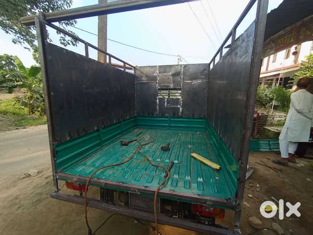 3 wheeler loading dhala bhara