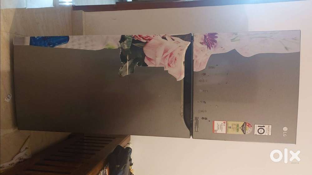 255 litter LG REFRIGERATOR perfect condition