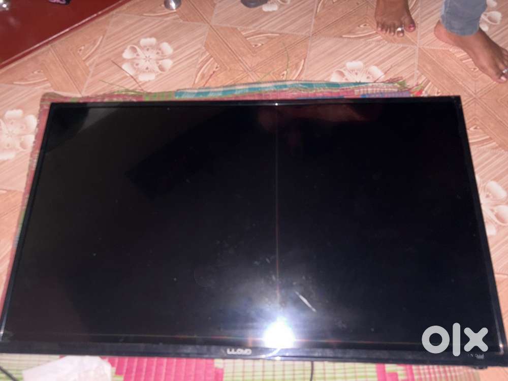 Lloyd 40 inch TV
