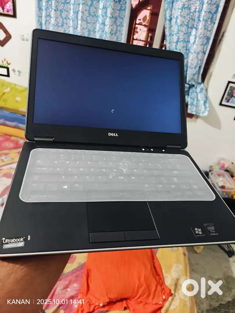 DELL E7470 LAPTOP  DELL LAPTOP INTEL i5 8GB RAM 240GB SSD