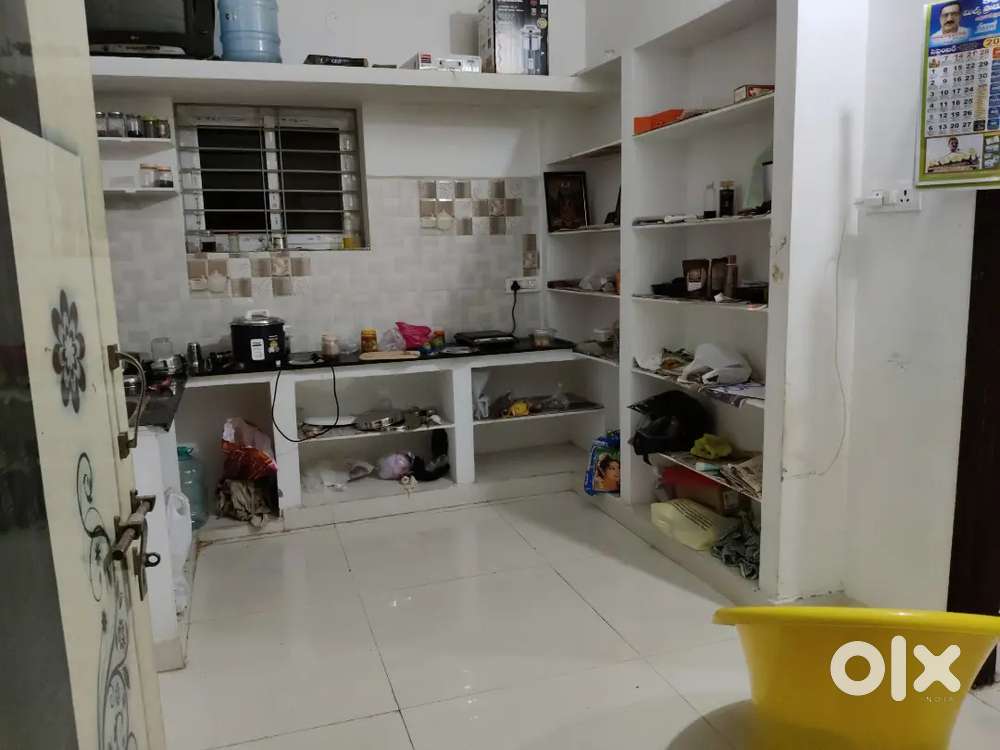 Looking for room sharing male or female