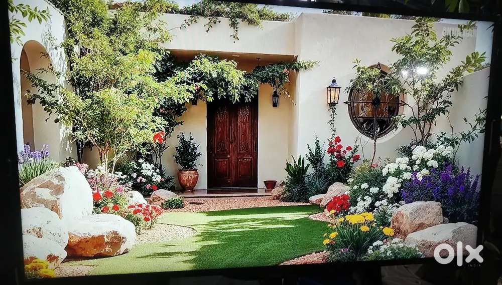 Haire 43led TV very excellent condition for sale absolutely Good