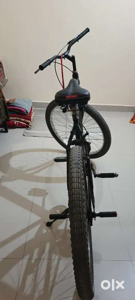 New cycle 3 months Chali Hai koi kaam nahi hai cycle mein  fresh hai