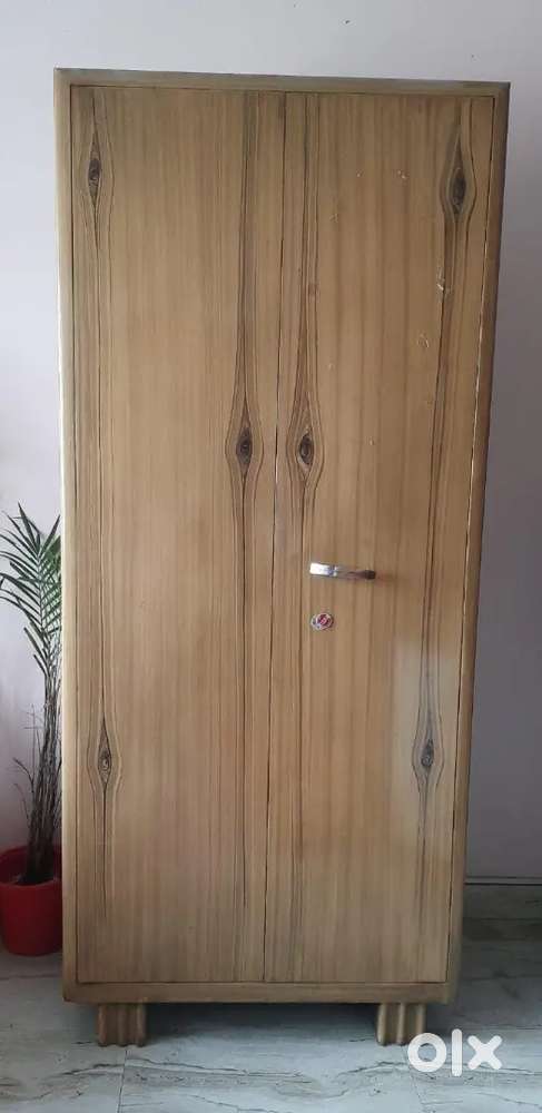 Steel wardobe in very good condition