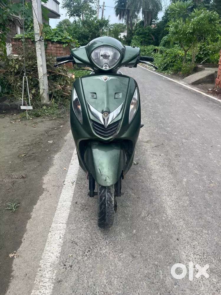 Facsino Scoote sell Sumera Dharampur